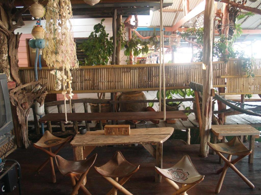 Peacock Hostel Ko Lanta Zewnętrze zdjęcie