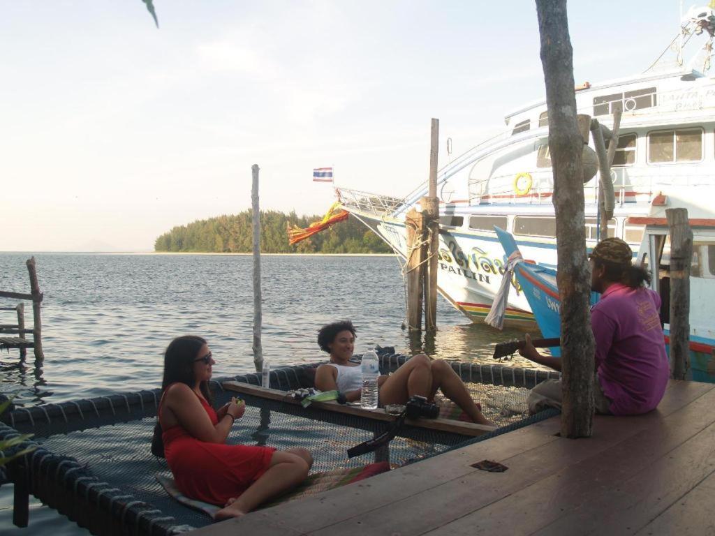 Peacock Hostel Ko Lanta Zewnętrze zdjęcie